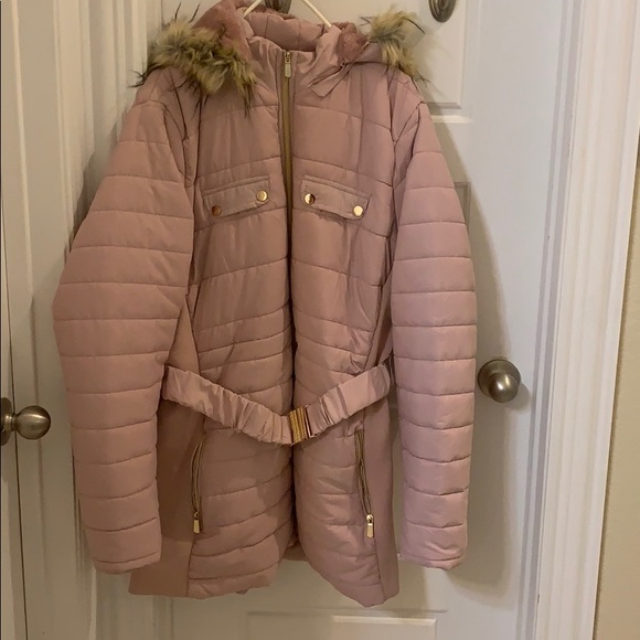 Jackets & Blazers - Pink puffy jacket with detachable hoodie